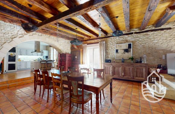  Property for Sale - House / Character property - montignac  